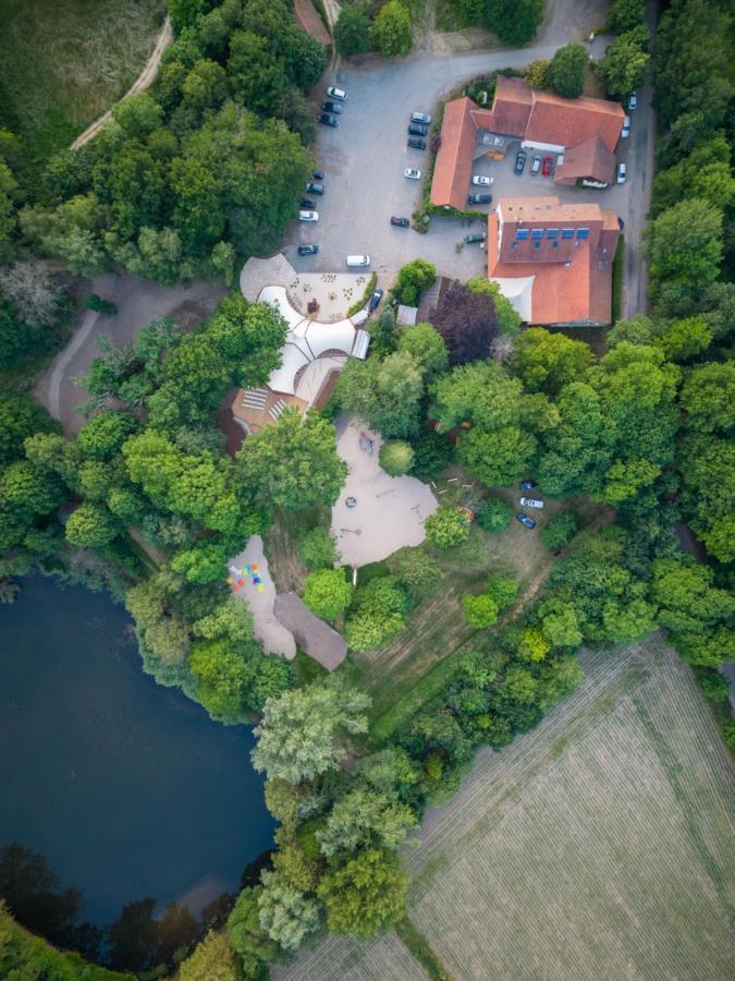 Waldhotel Und Restaurant Zeitreise Bramsche Exterior foto